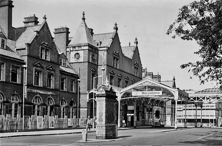 BloodandCustard
Marylebone Station
Main Entrance
17th June 1978
East on Melcombe Place; terminus of ex-Great Central main line from Sheffield, Nottingham and Leicester. British Rail Headquarters building was just off to the right.
  Ben Brooksbank (CC-by-SA/2.0)