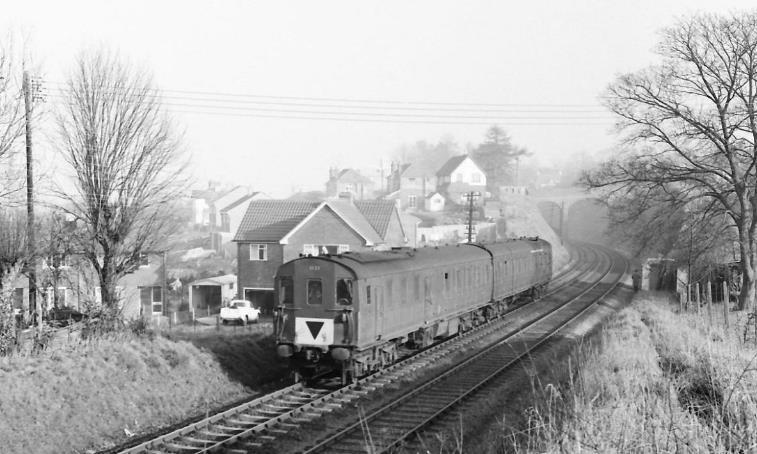 2H 1121 11.53 Alton to Southampton 9 January 1966 Copyright BloodandCustard web.jpg