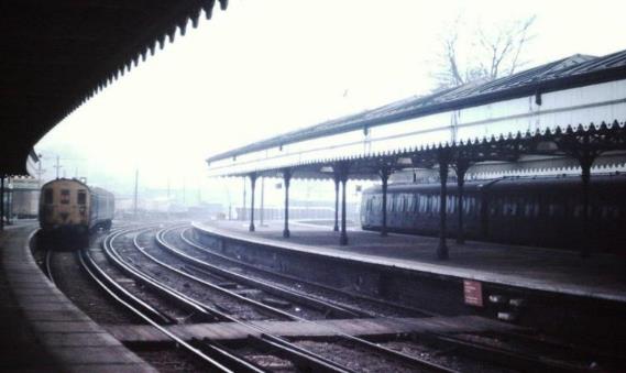 2 HAP s at a misty Maidstone West copyright w.jpg