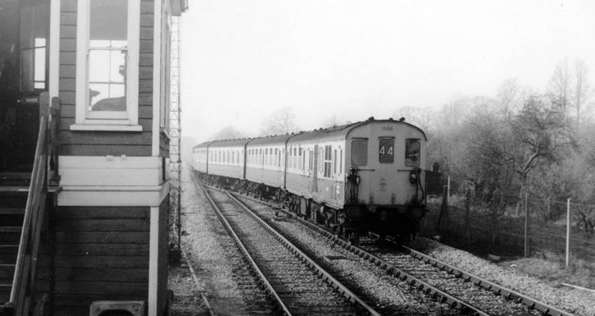 During engineering works, unit no. 1006 undertakes a reversal at Edenbridge to return to Tonbridge (circa October 1974).
 Tony Watson
