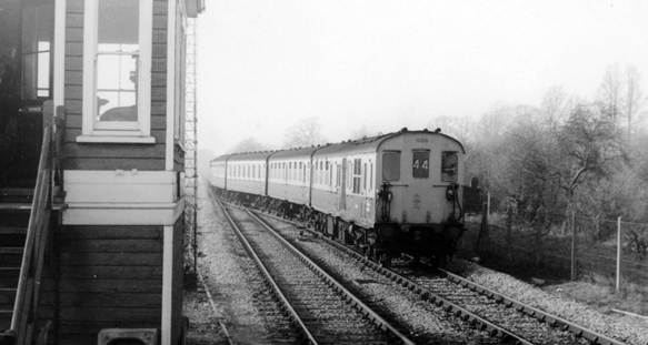 https://www.bloodandcustard.com/BR-6S-6L-6B-Hastings.html

6S unit 1006 reversing at Edenbridge c.Oct-74
© Tony Watson
