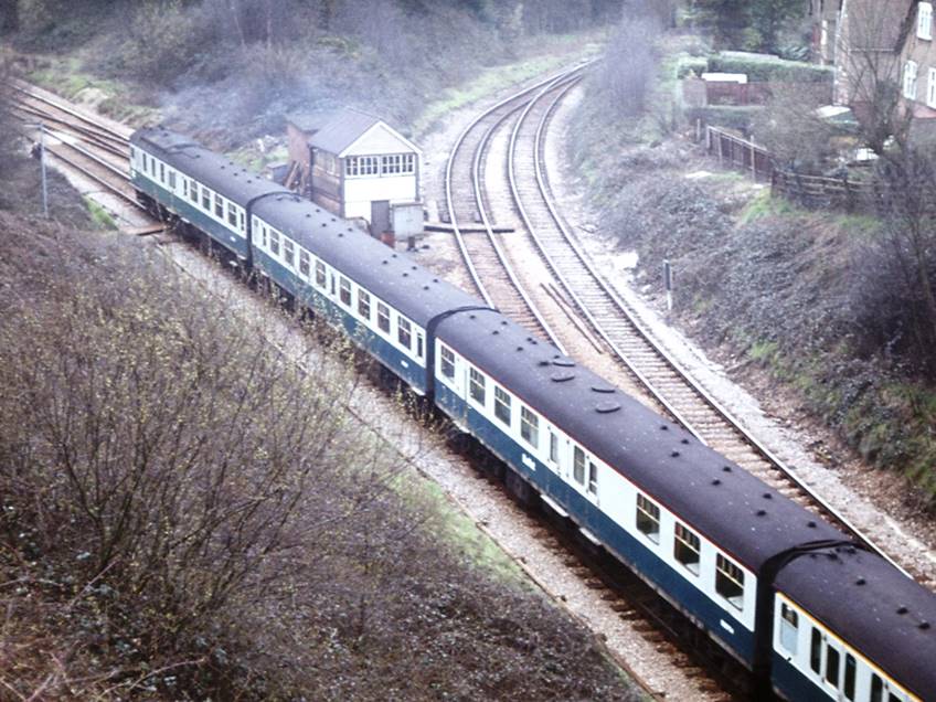 An unidentified 6B unit passes south through Grove Junction.
 Tony Watson
