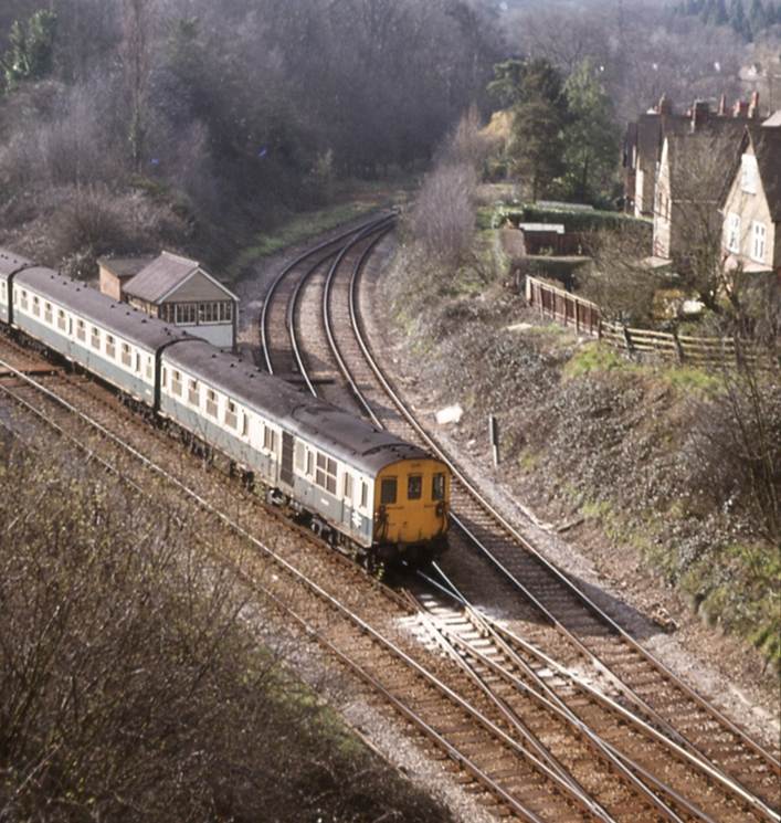 https://www.bloodandcustard.com/BR-6S-6L-6B-Hastings.html
An unidentified 6L unit passes north through Grove Junction.
© Tony Watson (5th April 1980)