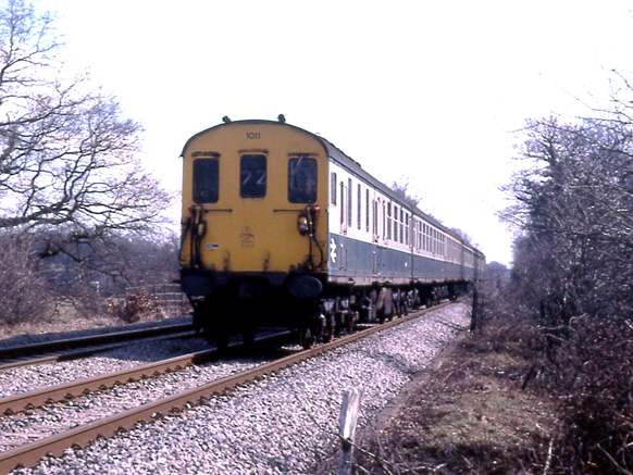 https://www.bloodandcustard.com/BR-6S-6L-6B-Hastings.html

6L unit 1011 at Bletchingley (CHX div.) 17-Mar-79
© Tony Watson
