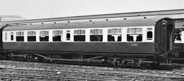 Bulleid diag.2017 Third Open S1497 at Clapham Junction c.1950.
 K.G. Carr (Mike King collection)
