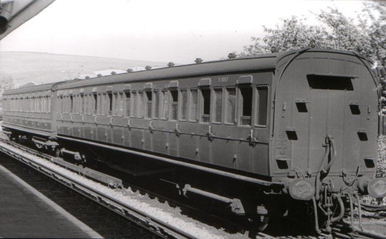 Ex.SE&CR 10-compartment trailer S1057 at Lewes in May 1952
 Glen Woods collection /Bluebell Railway Museum
