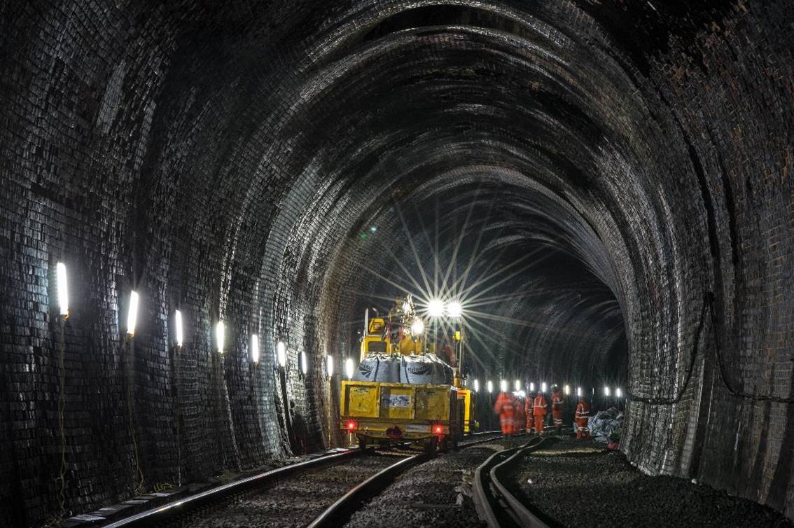 https://www.bloodandcustard.com/BR-Tunnels-MarkBeech.html

Bringing materials onto site.
 Adrian Backshall
