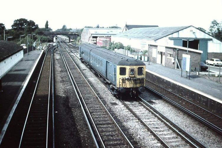 2 HAL 022 Stores unit at Headcorn CW copyright.jpg