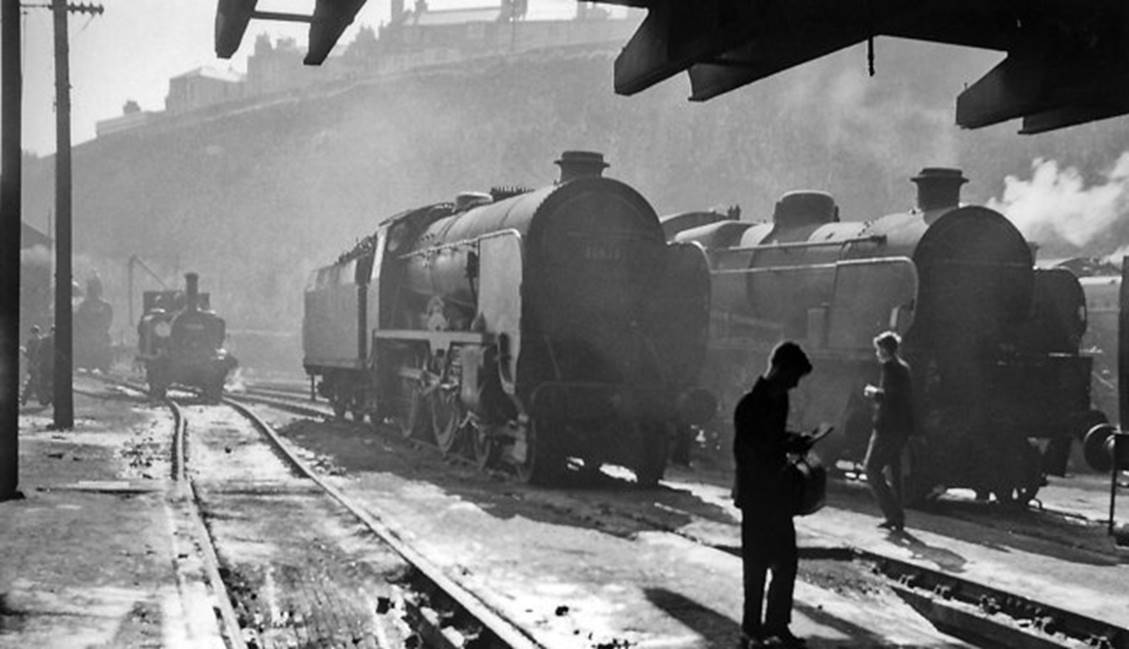 Brighton Locomotive Depot
Two ex-LBSCR tank engines worked the RCTS Sussex Rail Tour from Brighton to Seaford and back. The larger of the duo - only to be withdrawn two months after its efforts - was R. Billinton E6 class no. 32418 (built December 1905, withdrawn December 1662). The other locomotive was no.32636. [7th October 1962].
© Ben Brooksbank (CC-by-SA/2.0)
