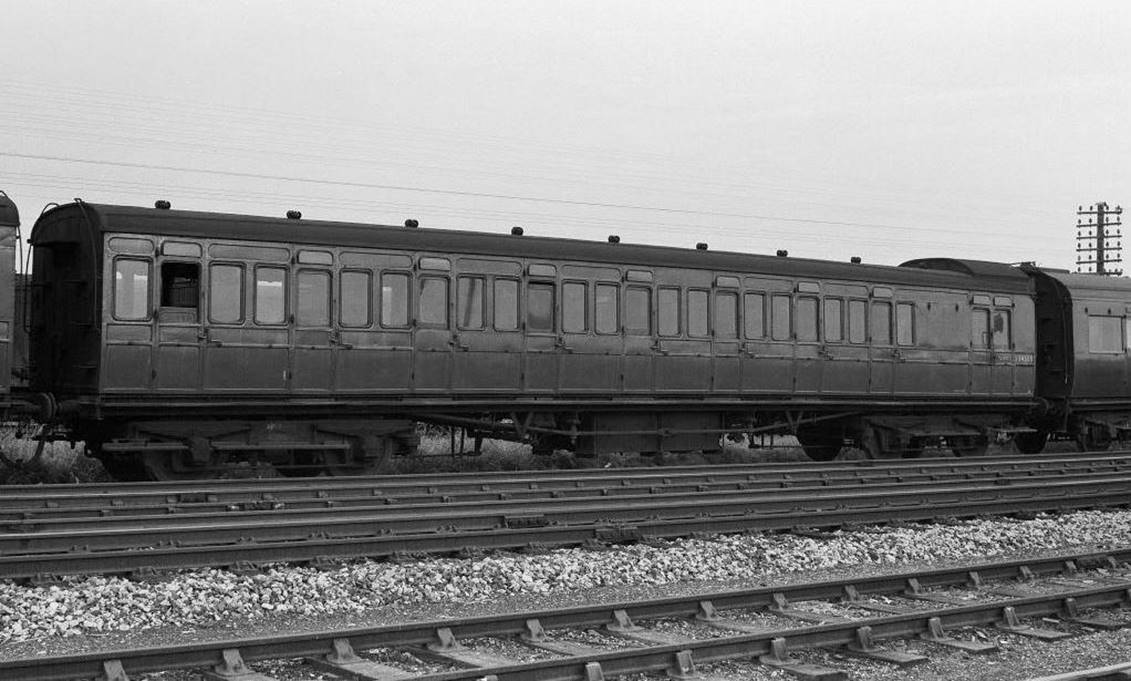 BT 3453 of Set 620 
Newhaven (Cedar Sidings) 9th November 1958.
 John J. Smith /Bluebell Railway Museum
