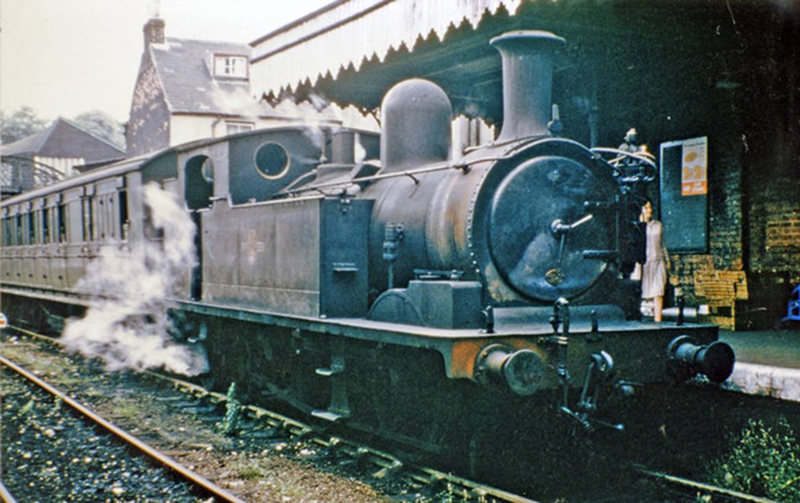 Train from Ryde Pier Head at Cowes